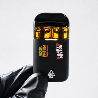 Terps 2G Disposable dual tank vape with Fanta Fusion and Undustables flavors”; “I Terps We Trust 2G dual tank disposable vape”; “Terps 2G Switch vape with visible dual oil chambers”; “Terps Liquid Diamonds and Live Resin 2G disposable packaging